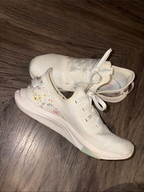 New Balance Women's White Knit Sneakers with Pastel Speckle Accents